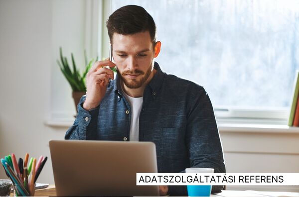 adatszolgáltatási referens