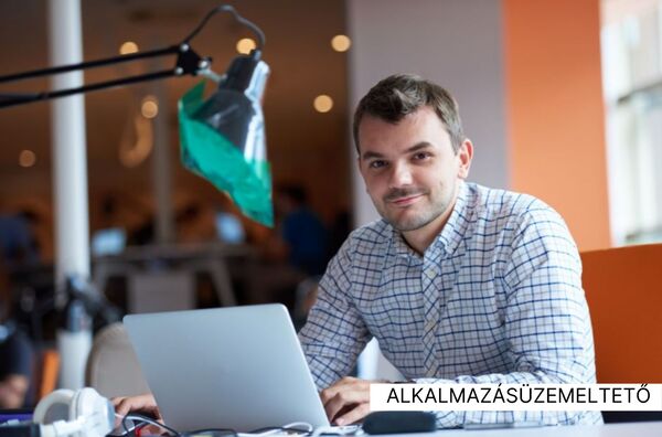 alkalmazásüzemeltető