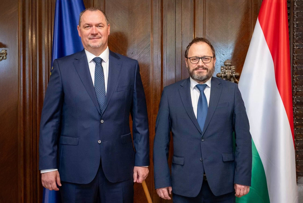 Kármán András_Slánicz Béla